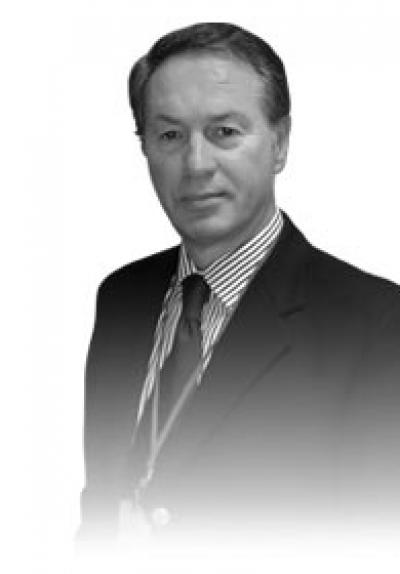 K.Erhan Palaoğlu