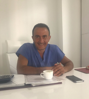 Dt. Hakan Koçoğlu